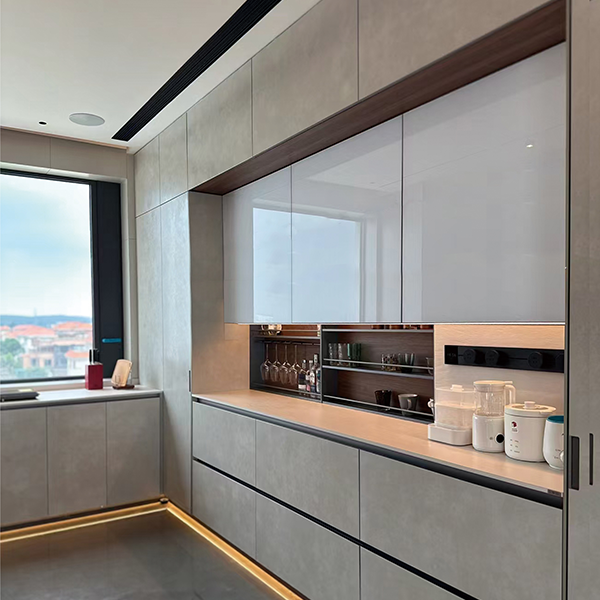 Light-Duty Single Panel Lift System – Kitchen